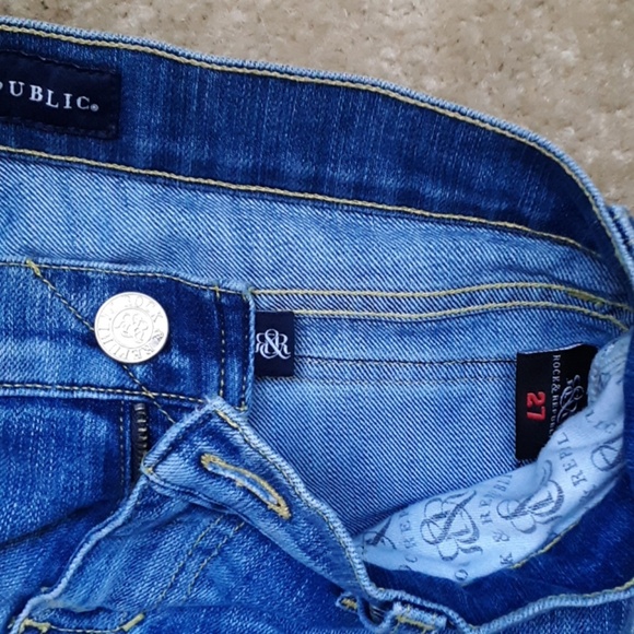 Rock & Republic shorts - Picture 4 of 5